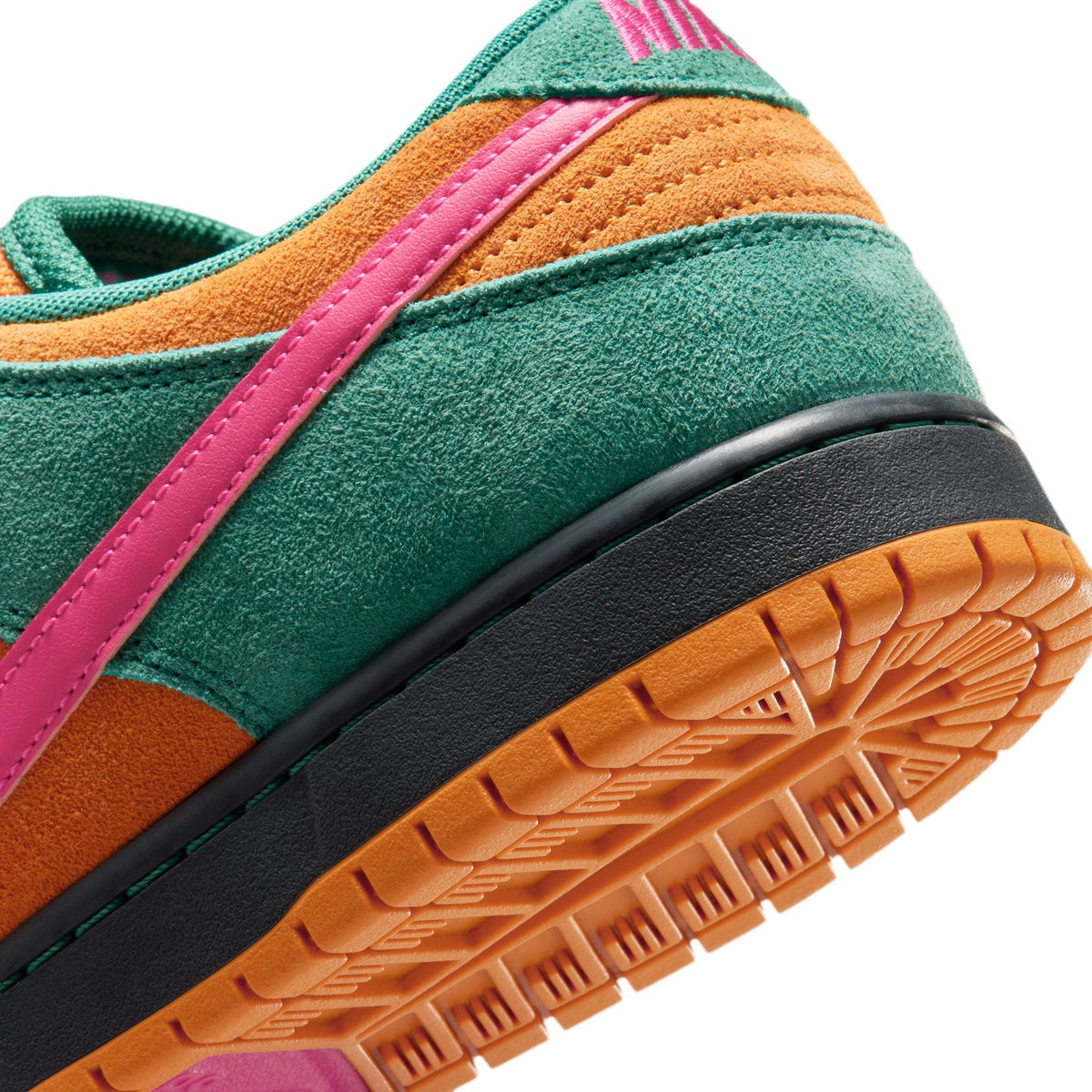 Nike SB Dunk Low Pro - Green Noise/Watermelon-Light Curry - HQ1625-301 | Free Aotearoa shipping when you order your Nikes over $100* with Pavement Skate Store!