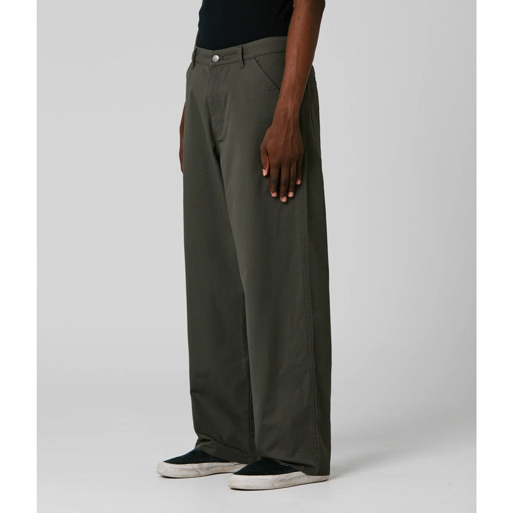 Shop the Former Reynolds Work Pant in Deep Olive with Pavement Skate Store! Order online and enjoy free Aotearoa NZ shipping over $100*.