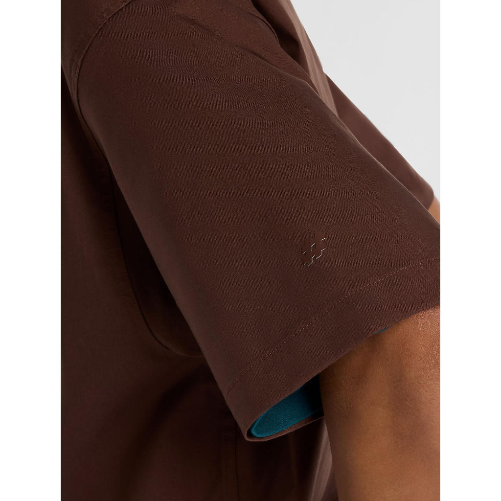 NB Numeric Button Up Shirt in Pumpernickel | Shop New Balance Numeric clothing online with Pavement Skate Store with free Aotearoa NZ shipping over $100*!