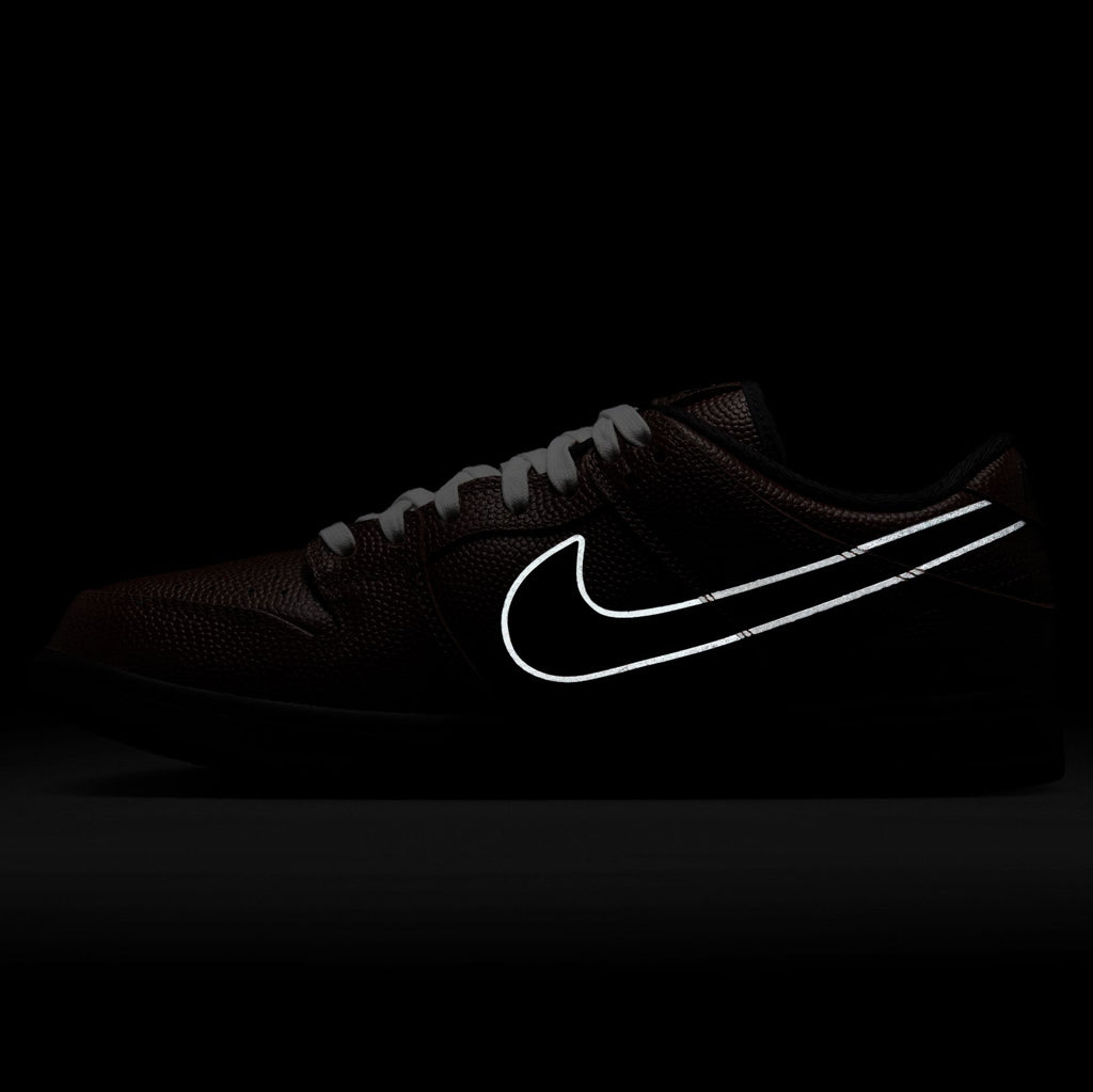 Nike SB Dunk Low Pro Limosine Quickstrike - HJ4131-200 | Free Aotearoa shipping when you order online with Pavement Skate Store!