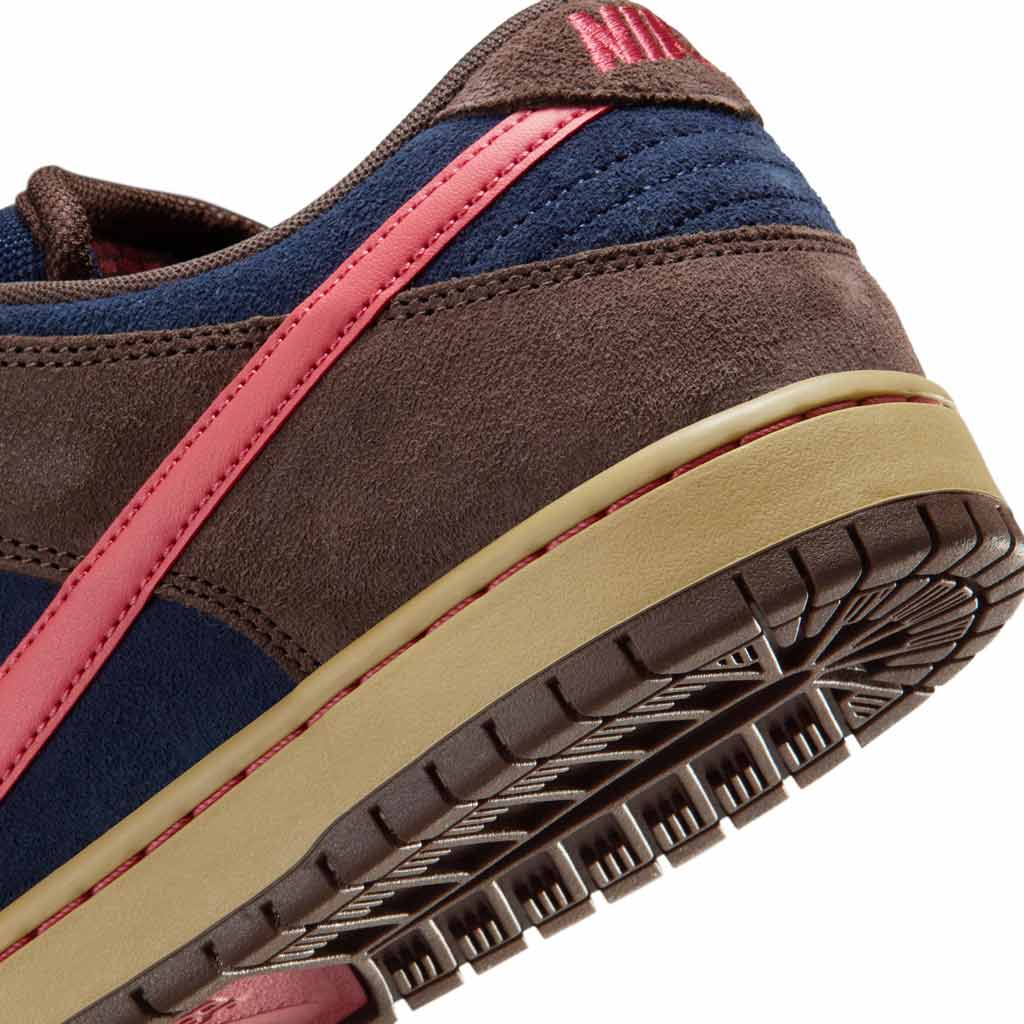 Nike SB Dunk Low Pro - Baroque Brown/Adobe/Navy - HQ1625-200 | Free Aotearoa shipping when you order your Nike SB Dunks online with Pavement Skate Store!