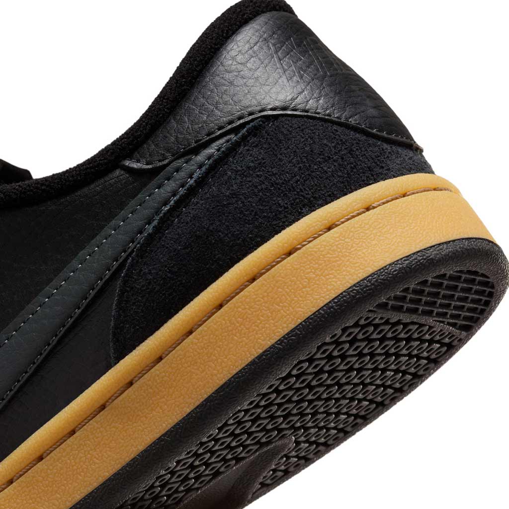 Nike SB FC Classic Skate Shoes Black/Anthracite-Black-Vivid Orange 909096-008 | Free Aotearoa shipping over $100* on orders online with Pavement Skate Store!