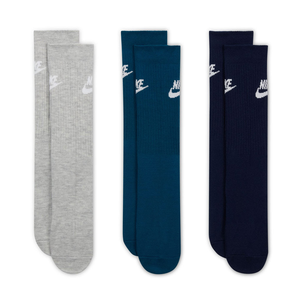 Nike Sportswear Everyday Essential Crew Socks 3 Pack Grey Marle/Navy/Black | Free Aotearoa shipping over $100* when you shop Nike SB online with Pavement!
