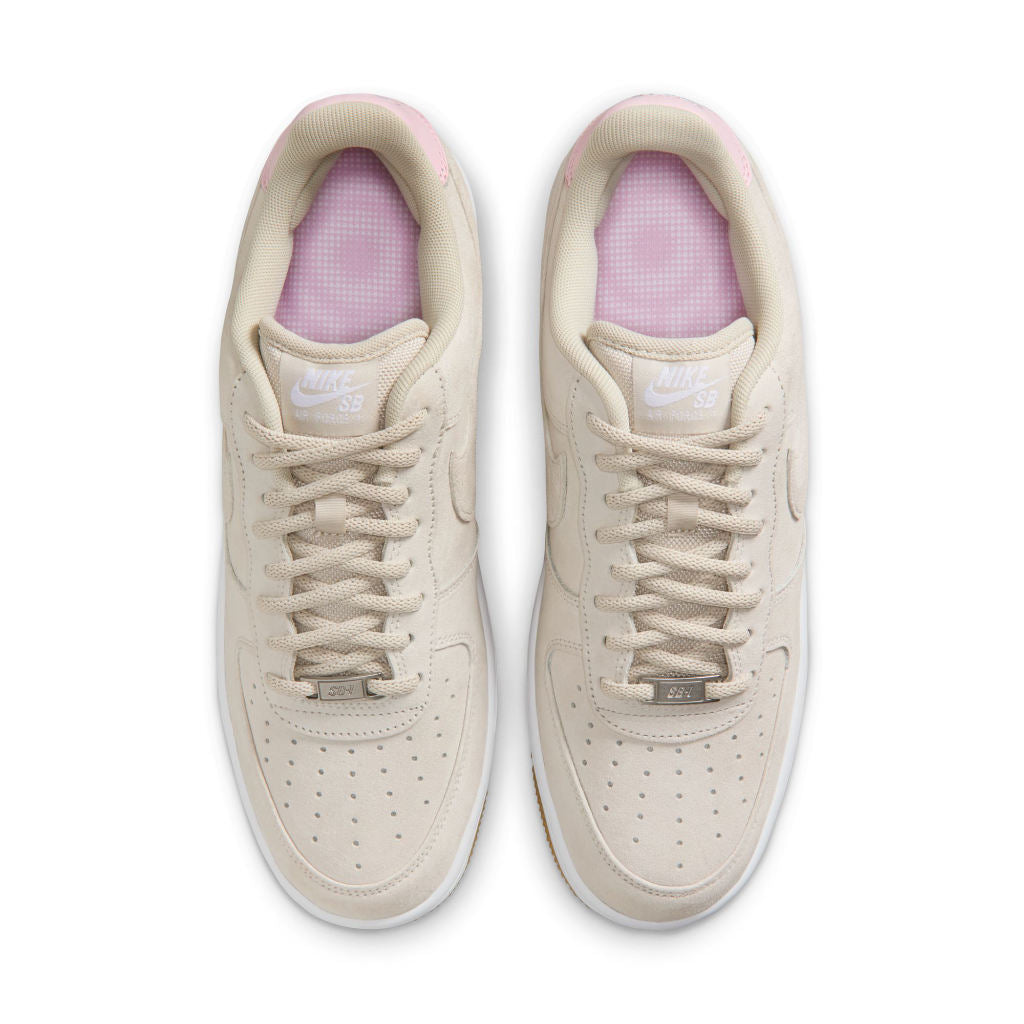 Nike SB Air Force 1 Skate Shoes in Lt Orewood Brn/Lt Orewood Brn-White: HM8517-100. Free Aotearoa shipping when you shop yours online with Pavement Skate Store!