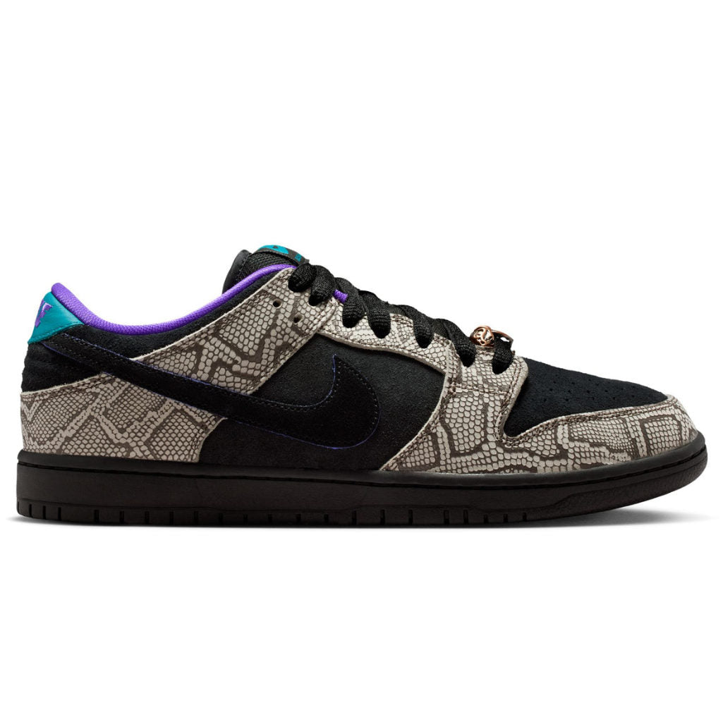 The Nike SB X Dashawn Jordan "Copperhead" - String/Black-Bright Spruce-Fierce Purple | Free Aotearoa NZ shipping when you buy online with Pavement Skate Store!