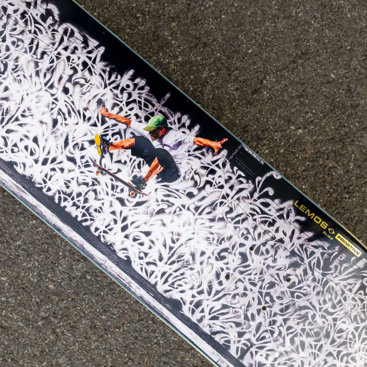 Primitive Tiago Leomos Sliks Wall 8.25" Skateabord Deck | Shop skateboards online with Pavement Skate Store with free Aotearoa NZ shipping over $100*!