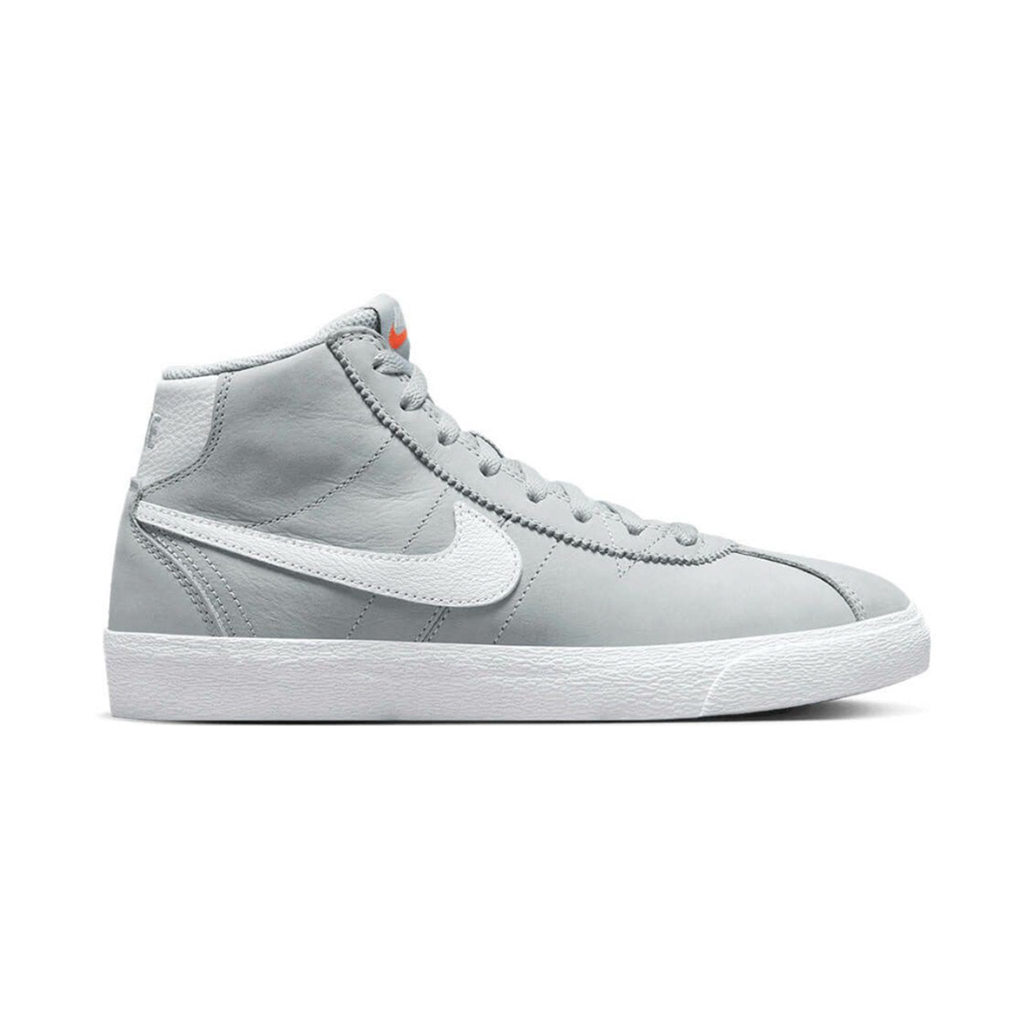 Nike SB Bruin High ISO - Wolf Grey/White. The first Nike SB shoe designed specifically for women, the Bruin High is built for an optimal fit and exceptional board control. Shop Nike SB skate shoes with Pavement Skate Shop and enjoy free NZ shipping. Pavement, Ōtepoti's independent skate store.