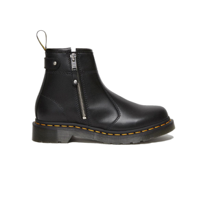 Dr Martens 2976 Twin Zip Chelsea Boot - Black Wanama. Shop Dr Martens 2976 Chelsea Boots, 1461, Brogues and the iconic Dr Martens Sandals with Pavement and enjoy complimentary shipping across Aotearoa. 