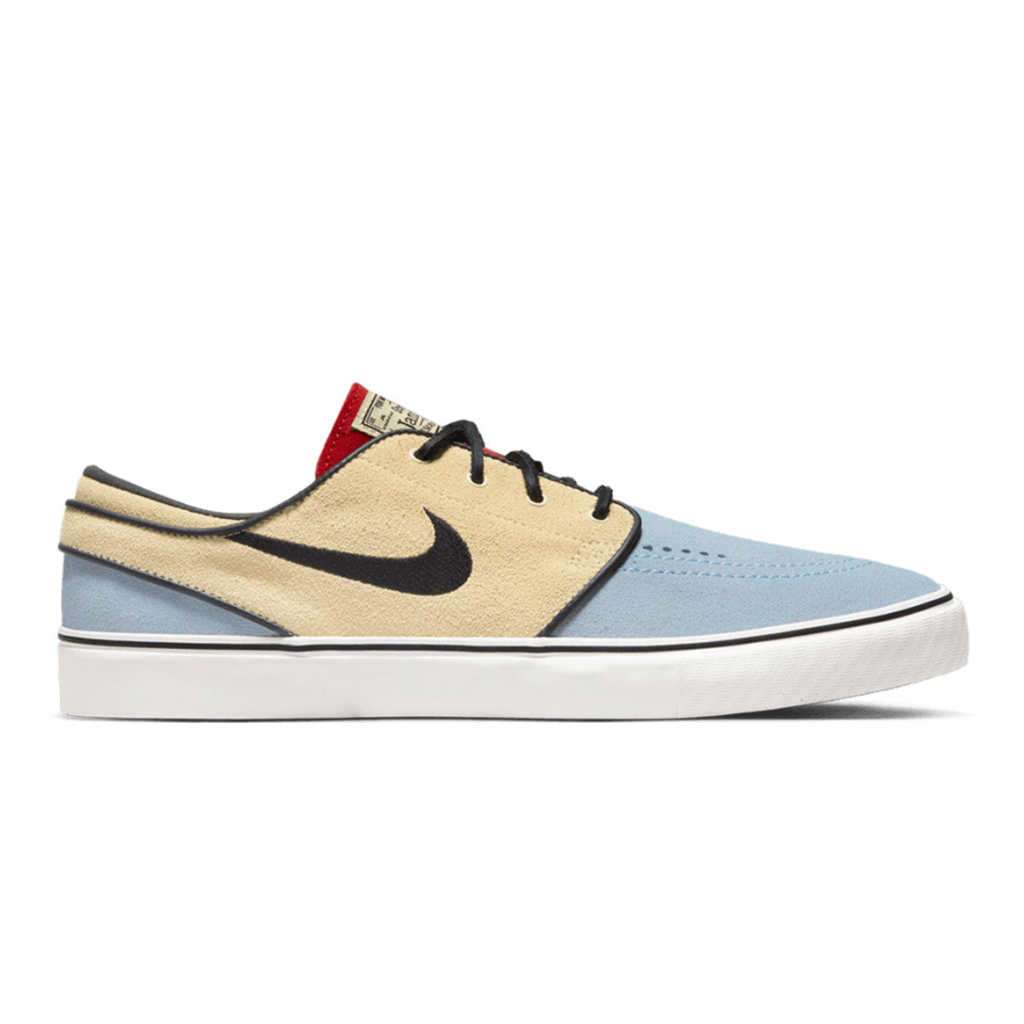 Nike SB Janoski OG+ QS - Alabaster/Alabaster-Chile Red. The return of the Janoski. Building on 14 years of craft and more skate insights and featuring energetic colours (inspired by Stefan's love of graphic novels. SKU: DV5475-700. Free NZ shipping. Pavement skate shop, Ōtepoti.