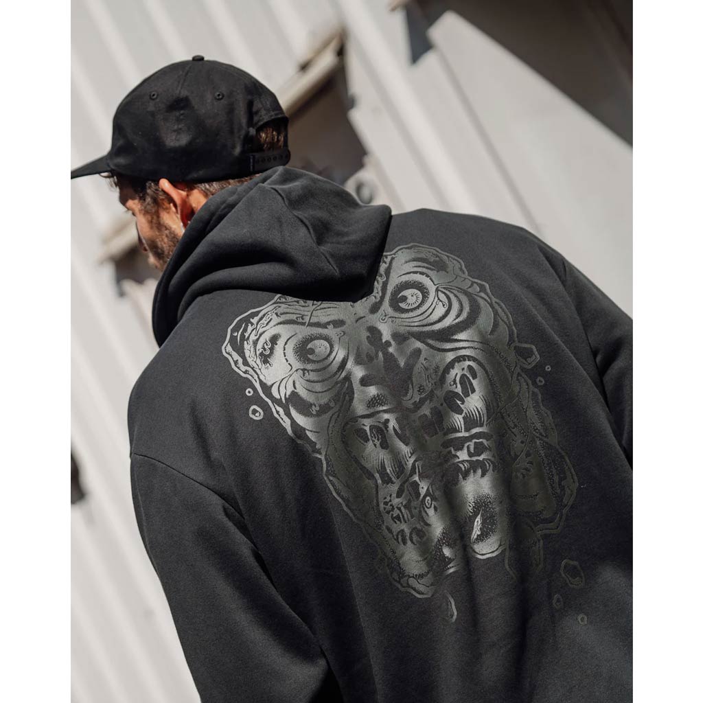 Santa Cruz Roskopp Destruct Face Mono Hoodie Off Black | Shop Santa Cruz online with Pavement Skate Store with free Aotearoa shipping on orders over $100*!