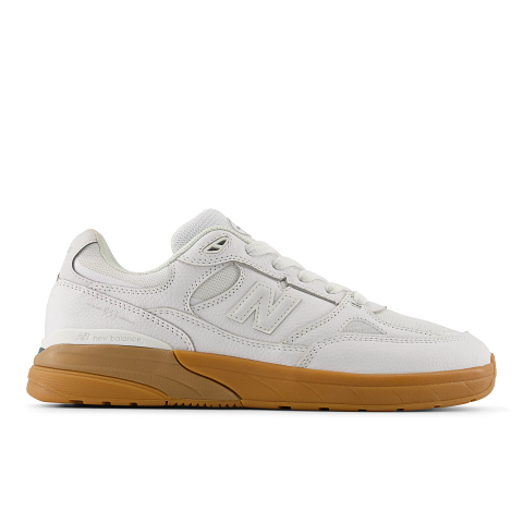NEW BALANCE NUMERIC ANDREW REYNOLDS 933 - WHITE/GUM