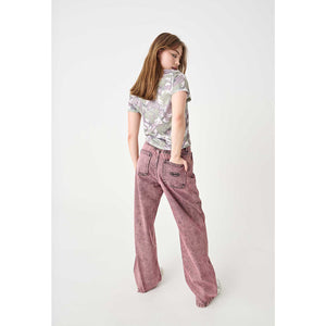 X-Girl Gordon Pant - Berry. Shop women's pants online from X-Girl, Carhartt WIP, Dickies, Afends and Misfit with Pavement, Dunedin's independent skate store. Free NZ shipping over $150 - Same ay Dunedin delivery - Easy returns.