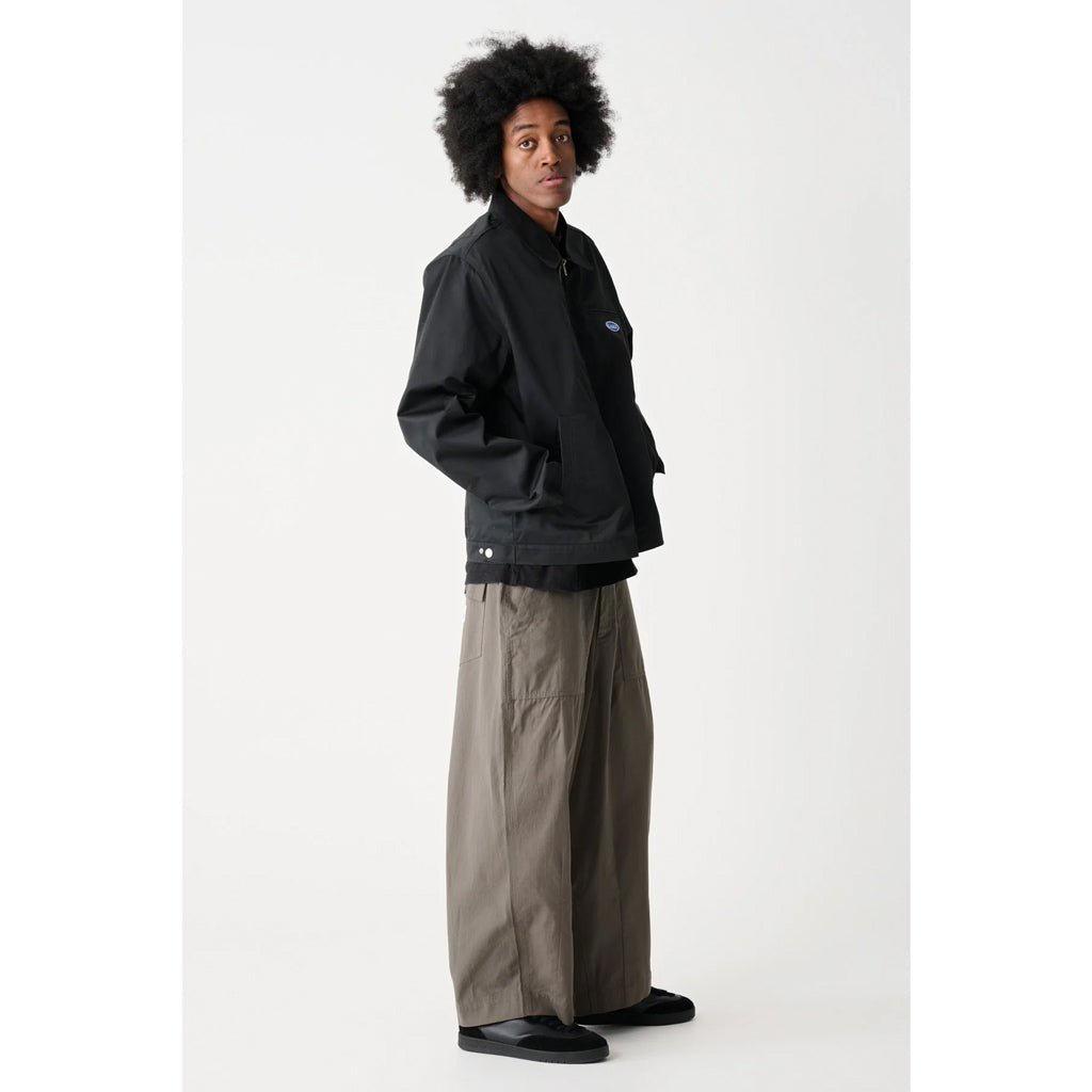 Xlarge Gorilla Twill Work Jacket - Black | Shop XLarge online with Pavement Skate Store and enjoy free Aotearoa shipping on orders over $100*!