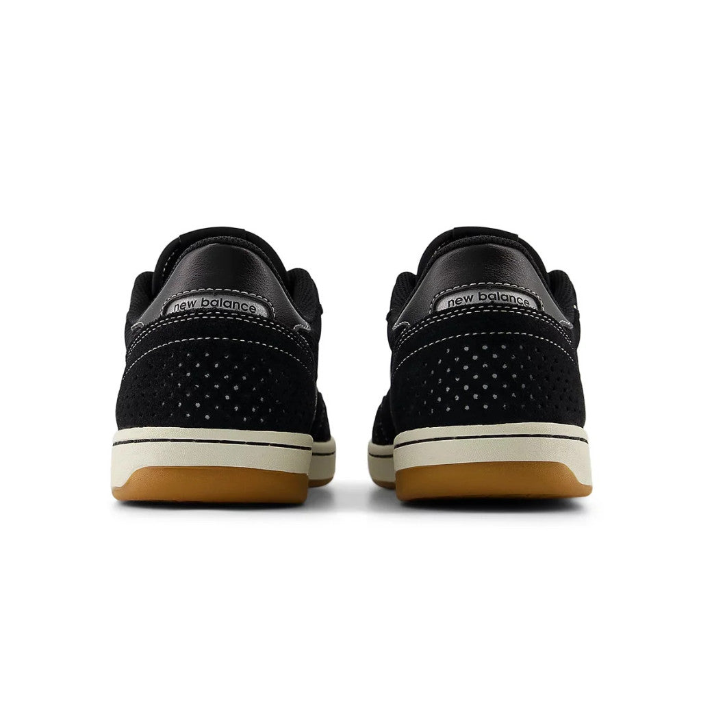 New Balance Numeric 440 - Black/Sea Salt | Free Aotearoa NZ shipping on you NB Numeric orders over $100* with Pavement Skate Store!