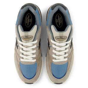 NB Numeric Andrew Reynolds 933 - Mushroom/Light Blue UN933ASB | Shop skate shoes online with Pavement Skate Store with free Aotearoa NZ shipping over $100*!