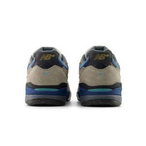 NB Numeric Andrew Reynolds 933 - Mushroom/Light Blue UN933ASB | Shop skate shoes online with Pavement Skate Store with free Aotearoa NZ shipping over $100*!