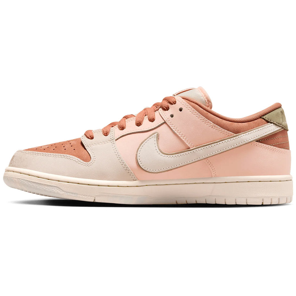 NIKE SB DUNK LOW TROCADERO GARDENS