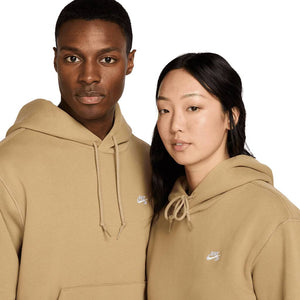 Nike SB Fleece Pullover Hoodie - Parachute Beige/White : FV7351-297 | Free Aotearoa shipping when you order Nike SB over $100* online with Pavement Skate Store.