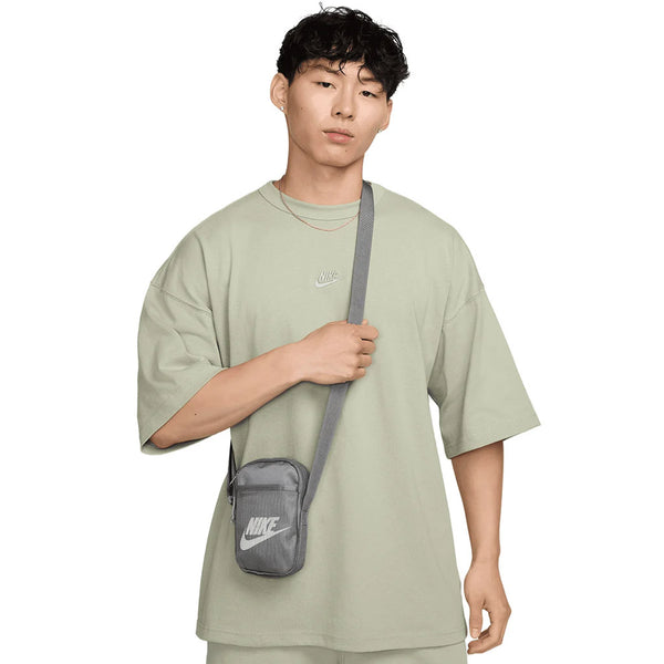 nike sb heritage crossbody bag