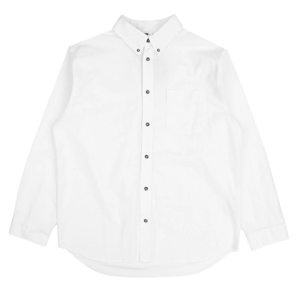 Shop Nike Oxford Button Down Long Sleeve Shirt in Summit White with Pavement skate store online. Free New Zealand shipping over $150 - Same day Dunedin delivery - Easy returns.