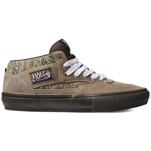 Vans Skate Half Cab Perdo Delfino - Camo Camouflage. The Skate Half Cab never stops pushing - and neither does Pedro Delfino. Shop Vans x Perdo Delfino online with Dunedin's independent skate store, PAVEMENT. Free NZ shipping over $150 - Same day Dunedin delivery - Easy returns.