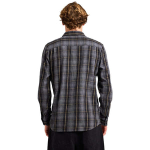 Volcom Heavy Twills Flannel in Gloss Black | Shop Volcom online with Pavement Skate Store and enjoy free Aotearoa NZ shipping on orders over $100*!